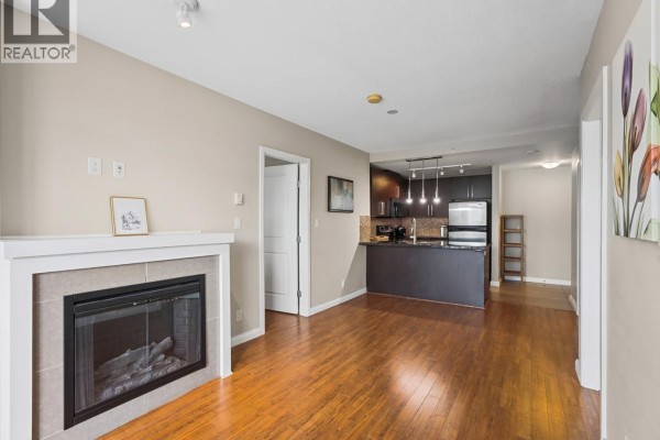 1205 888 Carnarvon Street, New Westminster, BC V3M0C6 Photo 5