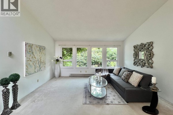1205 Cypress Place, Port Moody, BC, photo 3
