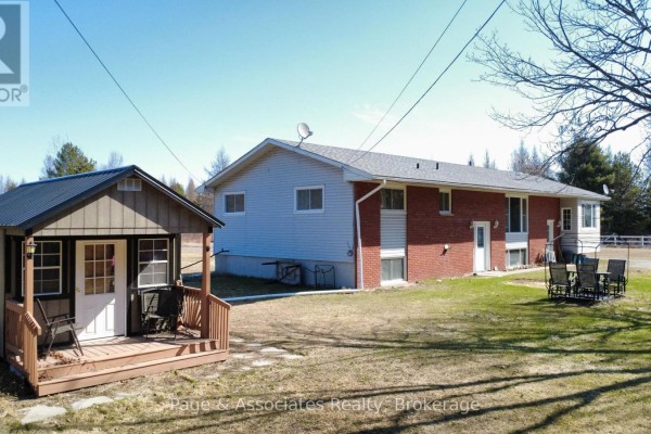 12051b Highway 17, West Nipissing, ON P2B2S6 Photo 5