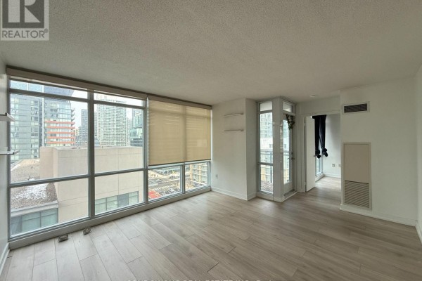 Dining room - 1206 - 11 Brunel Court, Toronto, ON M5V3Y3 Photo 2