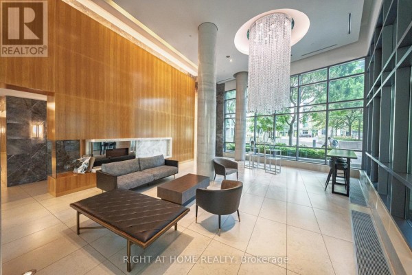 1206 - 215 Fort York Boulevard, Toronto, ON, photo 3
