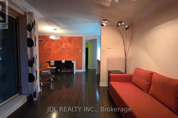 1206 - 889 Bay Street, Toronto, ON, photo 2
