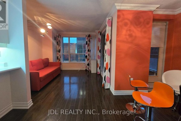1206 - 889 Bay Street, Toronto, ON, photo 3