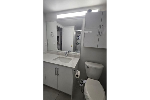 1206 10523 University Drive, Surrey, BC, photo 3