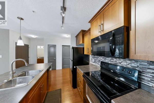 4pc Bathroom - 1207, 135a Sandpiper Road, Fort Mcmurray, AB T9K0N3 Photo 5