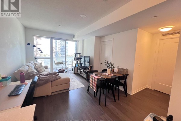 1207 - 101 Erskine Avenue, Toronto, ON, photo 3