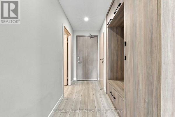 Primary Bedroom - 1207 - 20 George Street, Hamilton, ON L8P0C4 Photo 4