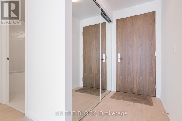1207 - 27 Korda Gate, Vaughan, ON, photo 3
