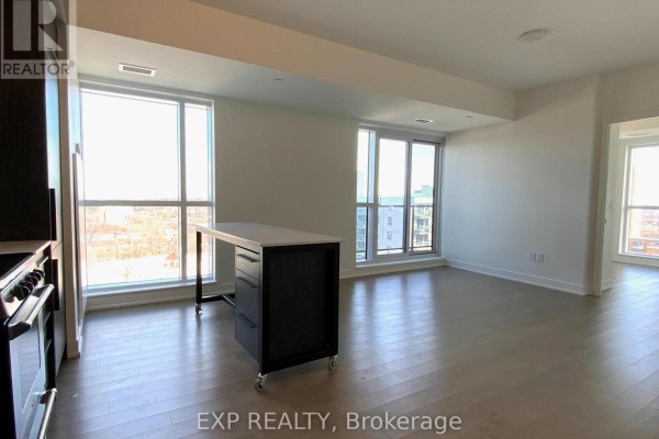 Living room - 1207 - 560 Rideau Street, Ottawa, ON K1N5Z8 Photo 2