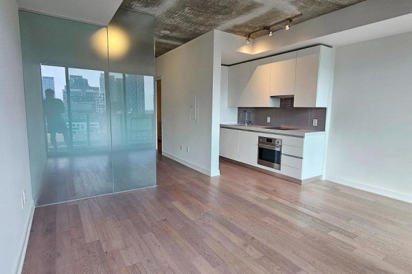 1207 - 629 King Street W, Toronto, ON, photo 3