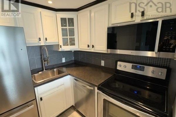 4pc Bathroom - 1207 6369 Coburg Road, Halifax, NS B3H4J7 Photo 4