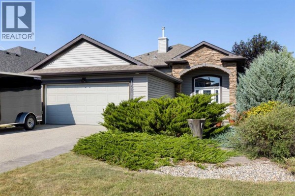 Foyer - 1207 Westmount Drive, Strathmore, AB T1P1Y9 Photo 2