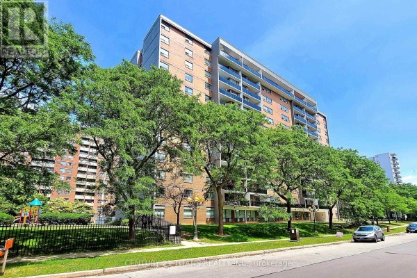 Kitchen - 1208 - 20 Gilder Drive, Toronto, ON M1K5E1 Photo 3