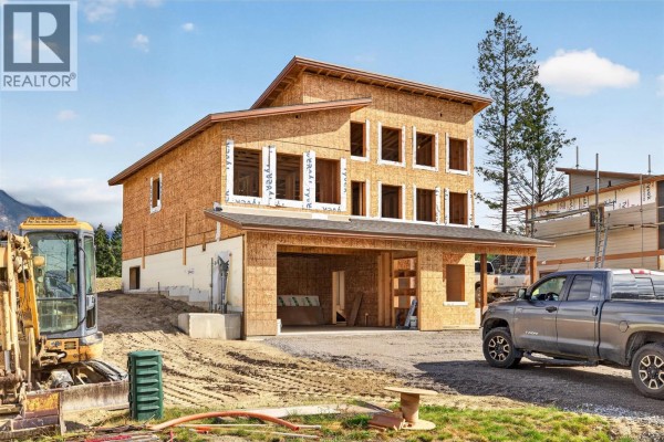 1208 Swansea Crescent, Windermere
