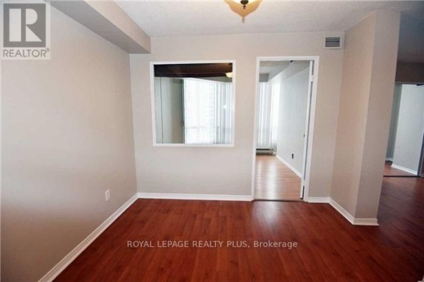 Den - 1209 - 115 Hillcrest Avenue, Mississauga, ON L5B3Y9 Photo 5