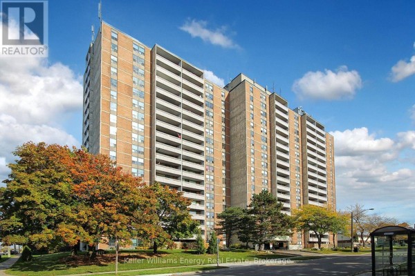 1209 - 1210 Radom Street, Pickering