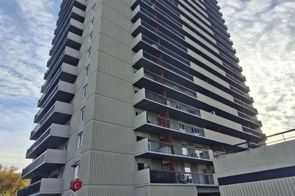 1209 - 158c Mcarthur Avenue, Ottawa