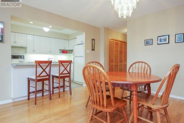 1209 - 158c Mcarthur Avenue, Ottawa, ON K1K1H8 Photo 3