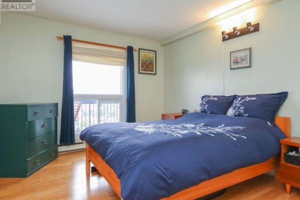 1209 - 158c Mcarthur Avenue, Ottawa, ON K1K1H8 Photo 5