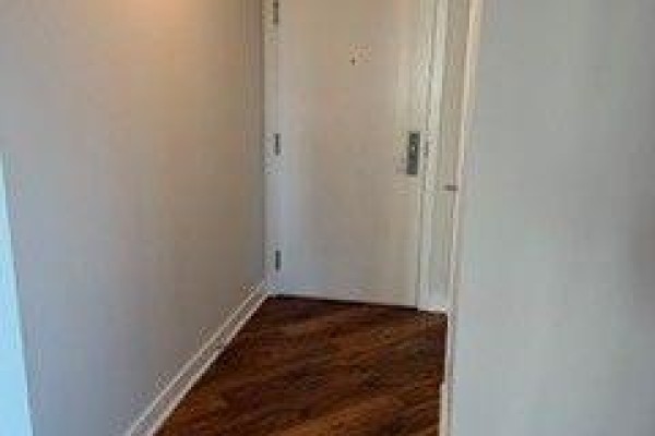 Kitchen - 1209 - 5740 Yonge Street, Toronto, ON M2M0B1 Photo 3