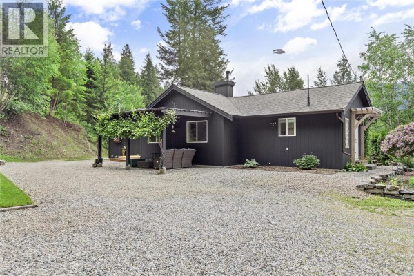 1209 Bain Road, Clearwater, BC, photo 2