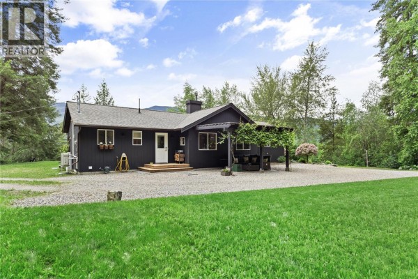 1209 Bain Road, Clearwater, BC, photo 3