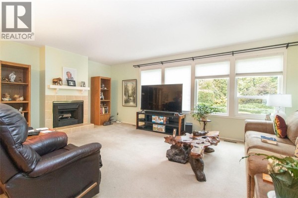 1209 Brookside Avenue Unit# 2, Kelowna, BC, photo 2