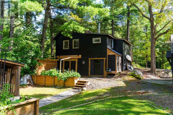 1209 North Kahshe Lake Road, Gravenhurst, ON, photo 2