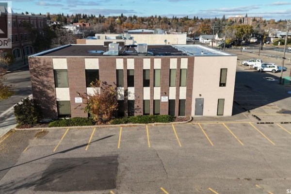 121 - 151 1st Avenue Ne, Swift Current, SK, photo 3