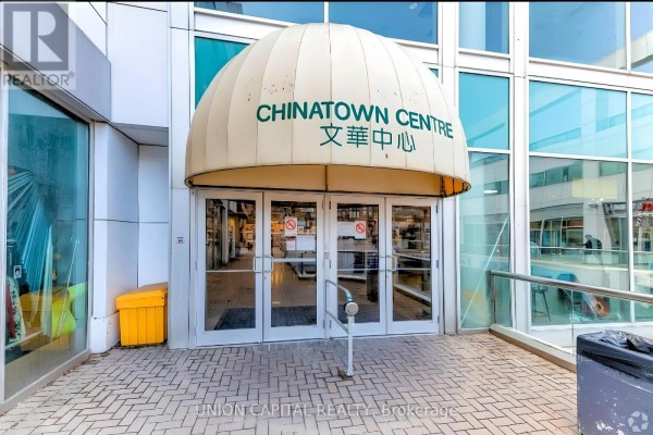 121 - 222 Spadina Avenue, Toronto, ON M5T3A2 Photo 3