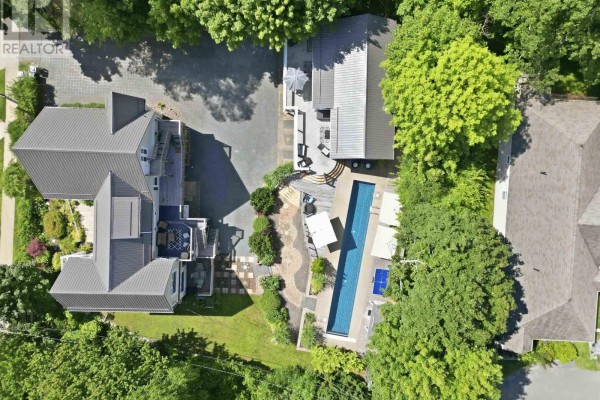 121 & 123 Duke Street, Chester, NS B0J1J0 Photo 2