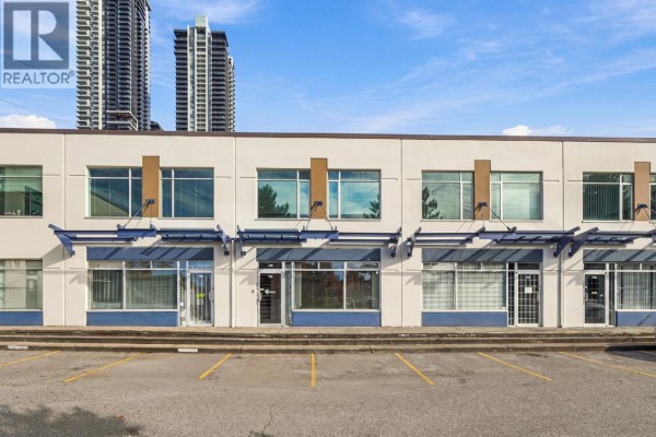 121 3989 Henning Drive, Burnaby