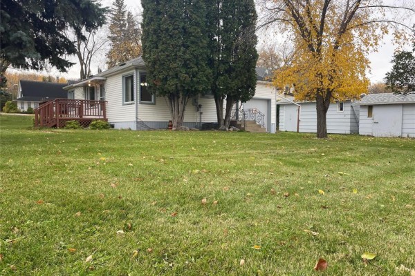 Dining room - 121 7th Street, Birtle, MB R0M0C0 Photo 3