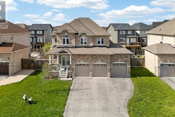 121 Centre Street, Essa, ON, photo 3
