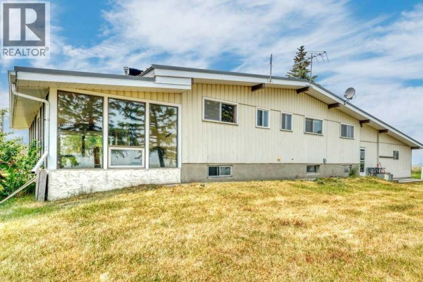 121 Cousin Street, Rural Wheatland County, AB, photo 2