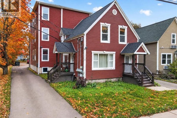 121 Elmwood Drive, Moncton, NB E1A1X2 Photo 3