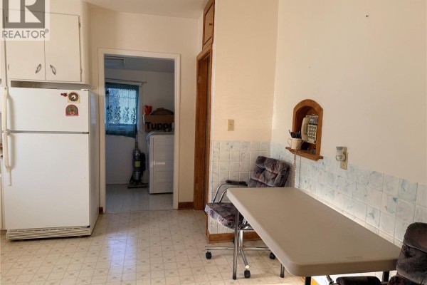 Laundry room - 121 Empire Road, Assiniboia, SK S0H0B0 Photo 5