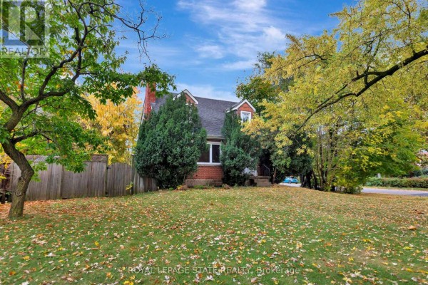 121 King Street E, Hamilton, ON, photo 2