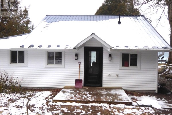Primary Bedroom - 121 Kiowana Beach Road, Meaford, ON N4L1W5 Photo 2