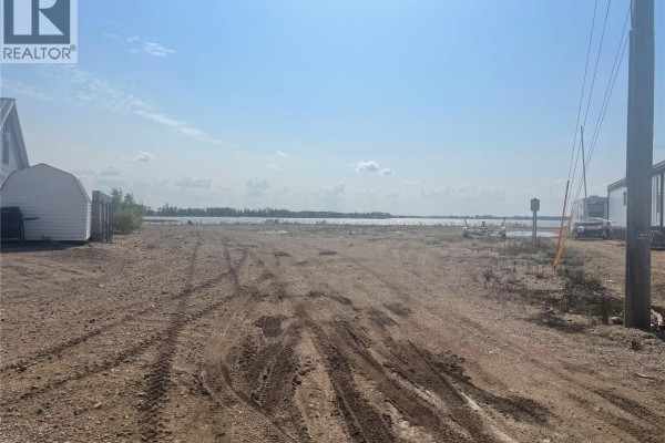 121 Murray Crescent, Fishing Lake, SK S0A1Y0 Photo 2