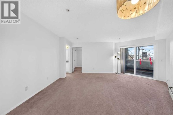 Kitchen - 1210, 8810 Royal Birch Boulevard Nw, Calgary, AB T3G6A9 Photo 3
