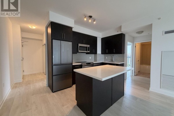 Kitchen - 1210 - 75 Oneida Crescent, Richmond Hill, ON L4B0H3 Photo 5