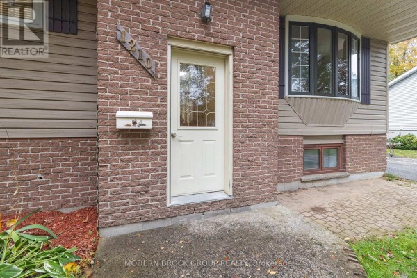 Bedroom - 1210 Peden Boulevard, Brockville, ON K6V3K3 Photo 5