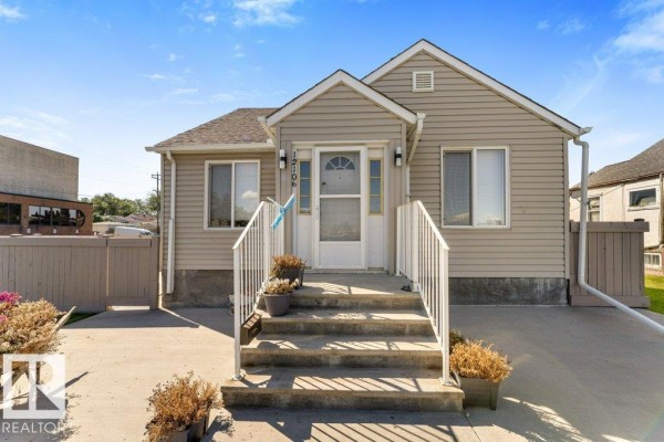 12106 77 St Nw, Edmonton, AB, photo 3