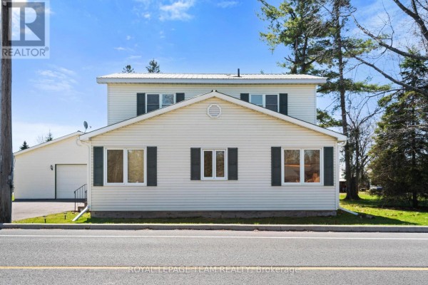 Laundry room - 12106 Lakeshore Drive, South Dundas, ON K0C1X0 Photo 2