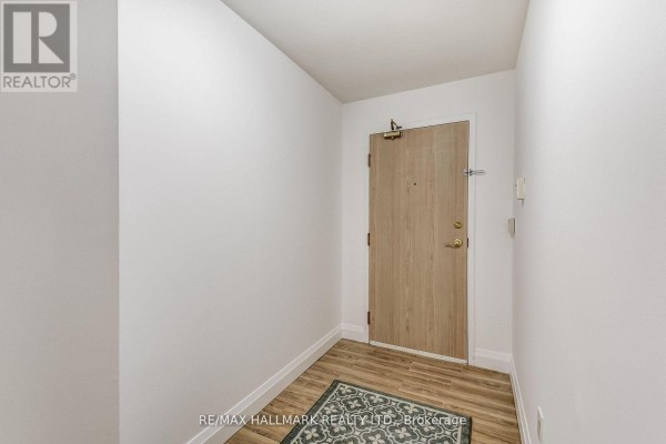 Primary Bedroom - 1211 - 20 Harding Boulevard W, Richmond Hill, ON L4C9S4 Photo 4