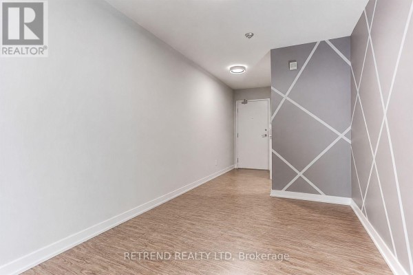 1211 - 33 Singer Court, Toronto, ON M2K0B4 Photo 4