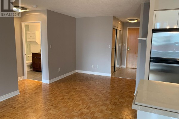 Den - 1211 - 43 Eglinton Avenue E, Toronto, ON M4P1A1 Photo 5