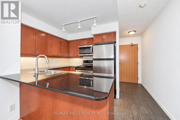 Bedroom 2 - 1211 - 736 Spadina Avenue, Toronto, ON M5S2J6 Photo 4