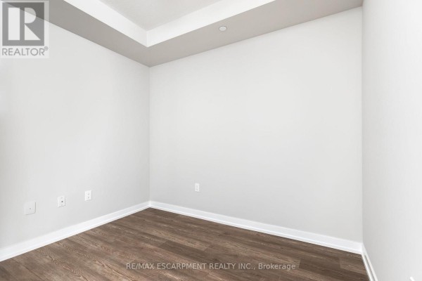 Great room - 1211 - 870 Queenston Road, Hamilton, ON L8G0B9 Photo 4